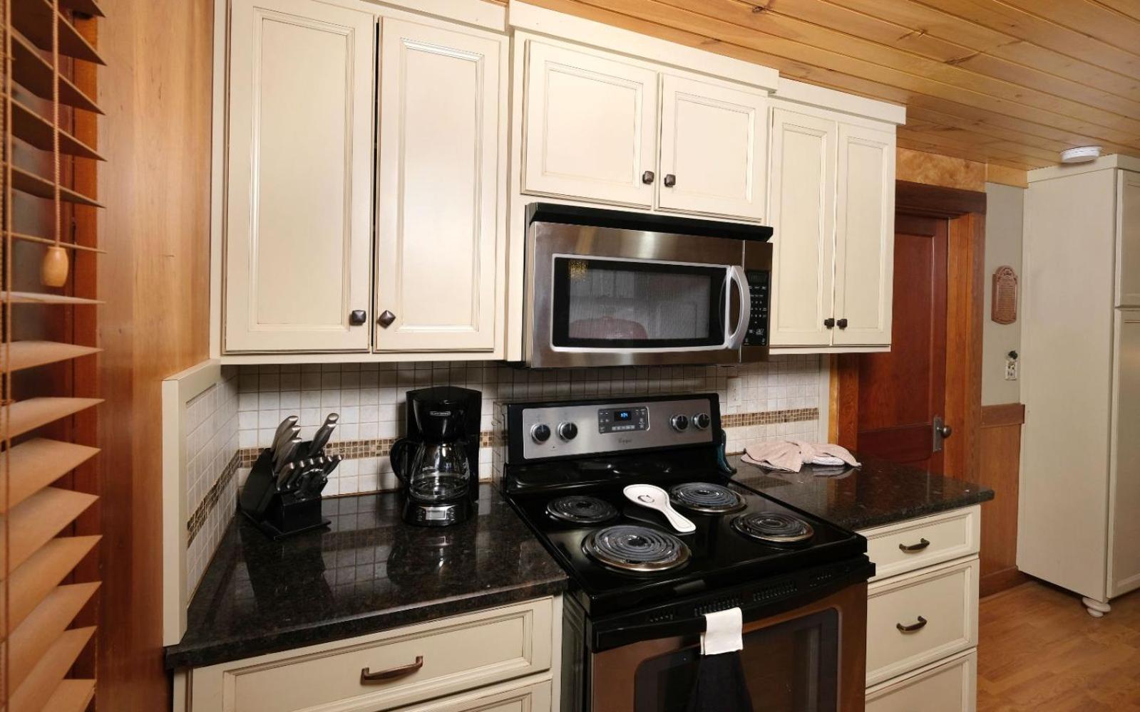 Karens Cozy Cottage แกตลิงเบิร์ก ภายนอก รูปภาพ