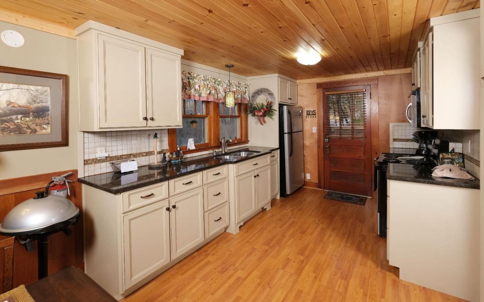 Karens Cozy Cottage แกตลิงเบิร์ก ภายนอก รูปภาพ